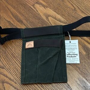 True North Leather and Canvas Adventure Outdoor Kids Collecting Bag